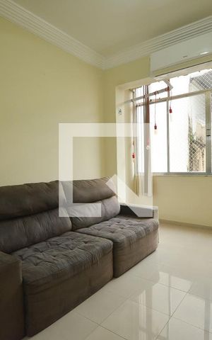 Apartamento para alugar com 110m², 2 quartos e sem vagaSala