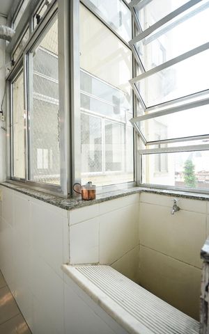 Apartamento para alugar com 110m², 2 quartos e sem vagaDetalhe da area de serviço