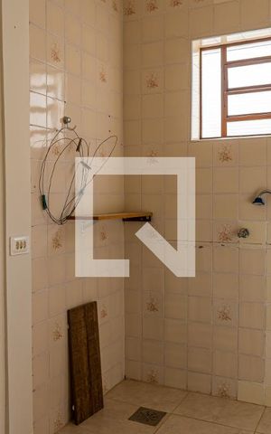 Casa à venda com 185m², 3 quartos e 2 vagas Casa à venda com 185m², 3 quartos e 2 vagasÁrea de Serviço