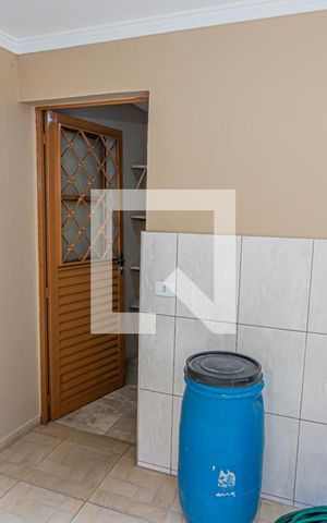 Casa para alugar com 116m², 2 quartos e 1 vaga Casa para alugar com 116m², 2 quartos e 1 vagaÁrea de Serviço