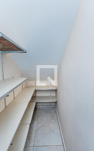 Casa para alugar com 116m², 2 quartos e 1 vaga Casa para alugar com 116m², 2 quartos e 1 vagaDespensa