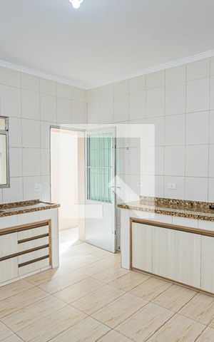 Casa para alugar com 116m², 2 quartos e 1 vaga Casa para alugar com 116m², 2 quartos e 1 vagaCozinha