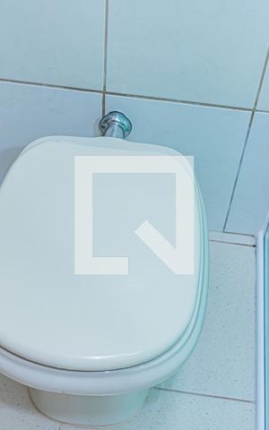 Casa para alugar com 116m², 2 quartos e 1 vaga Casa para alugar com 116m², 2 quartos e 1 vagaBanheiro suite