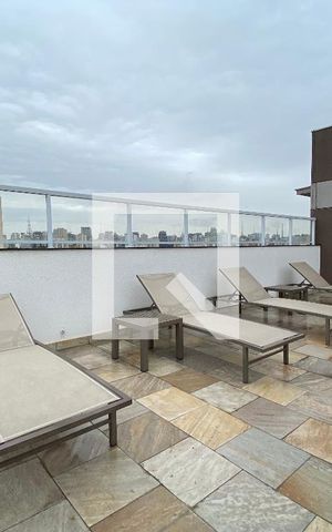 Apartamento para alugar com 29m², 1 quarto e sem vaga Apartamento para alugar com 29m², 1 quarto e sem vagaÁrea comum - Piscina