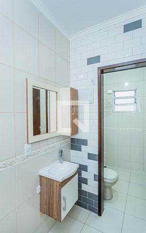 Casa para alugar com 50m², 1 quarto e 1 vaga Casa para alugar com 50m², 1 quarto e 1 vagaLavabo