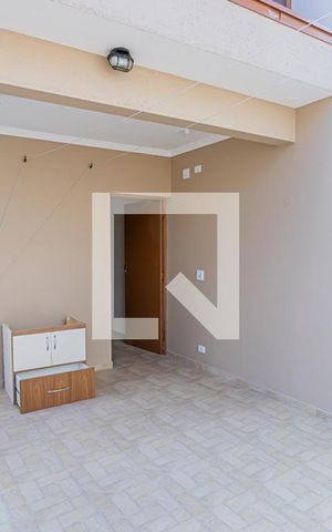 Casa para alugar com 50m², 1 quarto e 1 vaga Casa para alugar com 50m², 1 quarto e 1 vagaQuintal e área de serviço