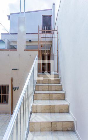 Casa para alugar com 50m², 1 quarto e 1 vaga Casa para alugar com 50m², 1 quarto e 1 vagaEntrada fundos