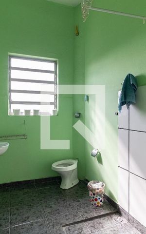 Casa à venda com 287m², 1 quarto e 8 vagas Casa à venda com 287m², 1 quarto e 8 vagasBanheiro