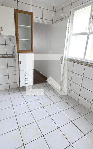 Apartamento à venda com 198m², 4 quartos e 2 vagas Apartamento à venda com 198m², 4 quartos e 2 vagasCozinha