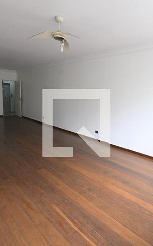 Apartamento à venda com 198m², 4 quartos e 2 vagas Apartamento à venda com 198m², 4 quartos e 2 vagasSala