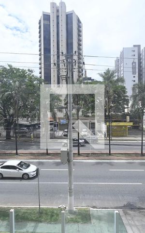 Apartamento à venda com 198m², 4 quartos e 2 vagas Apartamento à venda com 198m², 4 quartos e 2 vagasVista