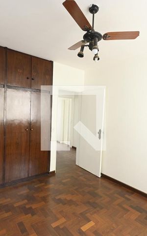 Apartamento à venda com 198m², 4 quartos e 2 vagas Apartamento à venda com 198m², 4 quartos e 2 vagasQuarto 2