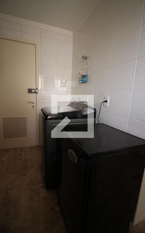 Apartamento para alugar com 241m², 4 quartos e 4 vagaslavanderia