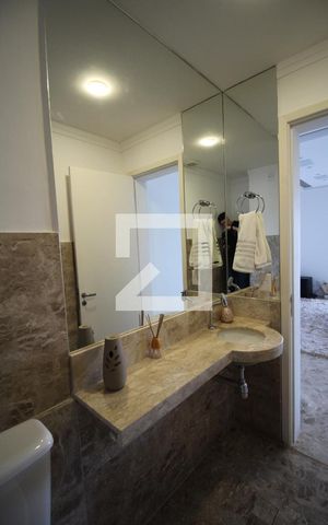 Apartamento para alugar com 241m², 4 quartos e 4 vagasLavabo