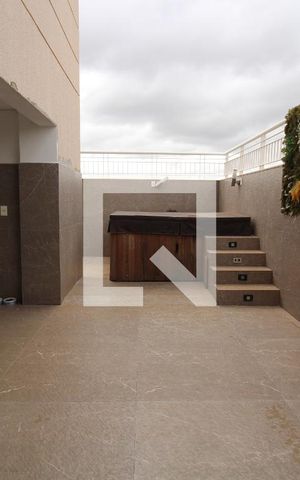Apartamento para alugar com 241m², 4 quartos e 4 vagasVaranda com ofurô