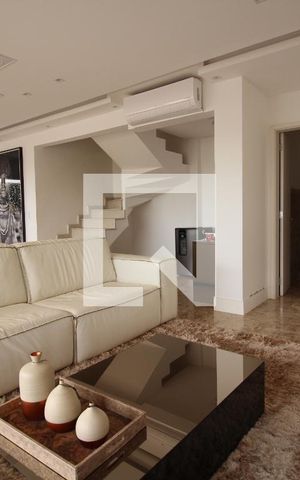 Apartamento para alugar com 241m², 4 quartos e 4 vagasSala