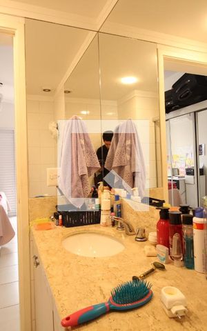 Apartamento para alugar com 241m², 4 quartos e 4 vagasBanheiro Suíte 2