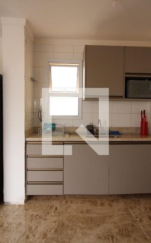 Apartamento para alugar com 241m², 4 quartos e 4 vagasCozinha