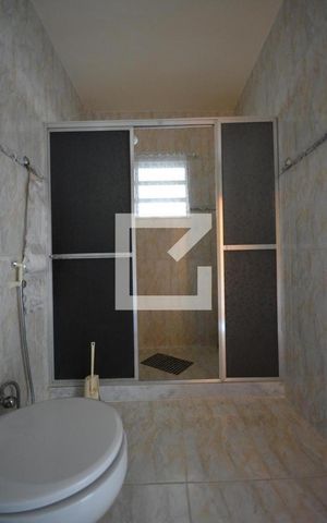 Casa à venda com 280m², 6 quartos e 3 vagasBanheiro da Suíte