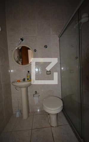 Casa à venda com 280m², 6 quartos e 3 vagasBanheiro de Serviço