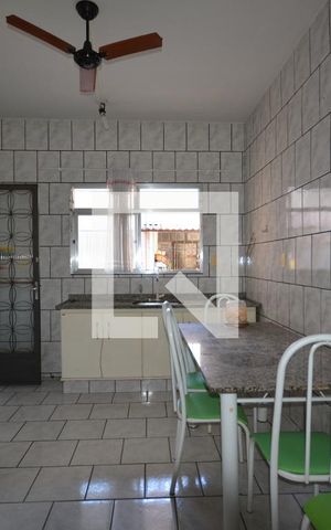 Casa à venda com 280m², 6 quartos e 3 vagasCozinha