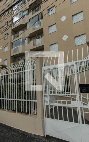 Apartamento para alugar com 62m², 2 quartos e 1 vaga Apartamento para alugar com 62m², 2 quartos e 1 vagaFachada