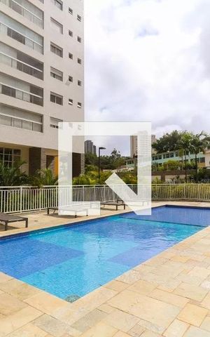 Apartamento à venda com 103m², 3 quartos e 2 vagas Apartamento à venda com 103m², 3 quartos e 2 vagasÁrea comum - Piscina