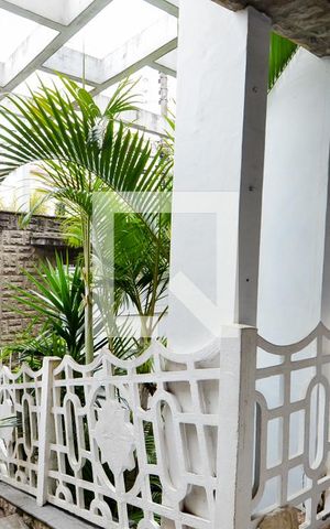 Casa à venda com 650m², 5 quartos e 6 vagasEntrada Social 