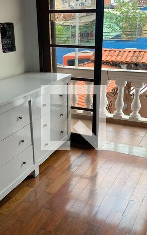 Casa à venda com 340m², 3 quartos e 7 vagas Casa à venda com 340m², 3 quartos e 7 vagasQuarto 1