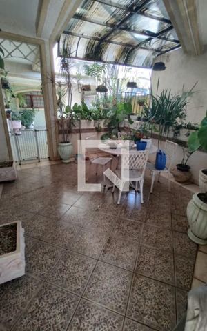 Casa à venda com 337m², 3 quartos e 7 vagas