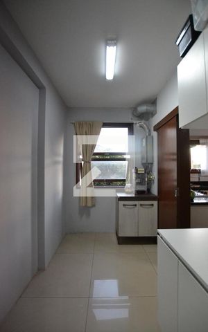 Apartamento à venda com 101m², 2 quartos e 1 vagaÁrea de Serviço