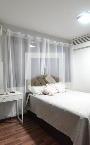 Apartamento à venda com 101m², 2 quartos e 1 vagaSuíte com closet