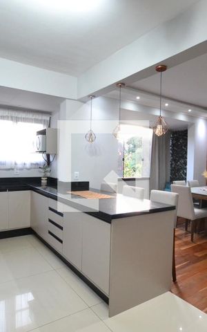 Apartamento à venda com 101m², 2 quartos e 1 vagaCozinha