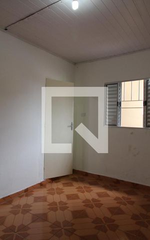 Casa para alugar com 120m², 2 quartos e sem vagaQuarto 2