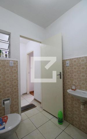 Casa para alugar com 120m², 2 quartos e sem vagaBanheiro