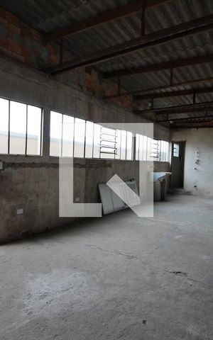 Casa para alugar com 120m², 2 quartos e sem vagaÁrea Externa