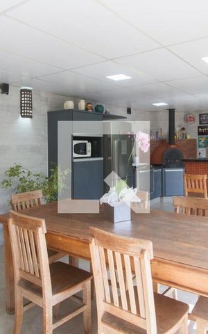 Casa à venda com 450m², 4 quartos e 4 vagasÁrea Externa