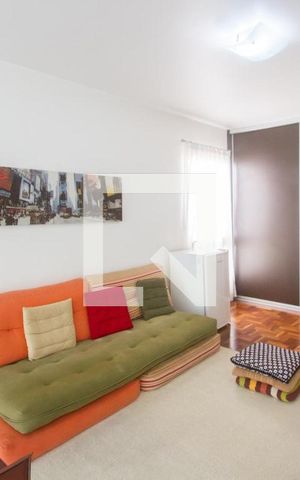 Casa à venda com 450m², 4 quartos e 4 vagasSaleta