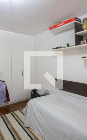Casa à venda com 450m², 4 quartos e 4 vagasSuíte 2