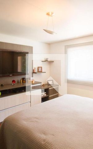 Casa à venda com 450m², 4 quartos e 4 vagasSuíte 1