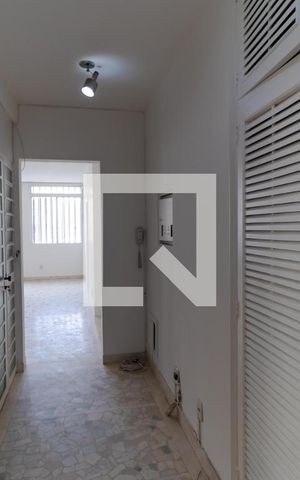 Apartamento à venda com 163m², 3 quartos e 2 vagas Apartamento à venda com 163m², 3 quartos e 2 vagasCorredor
