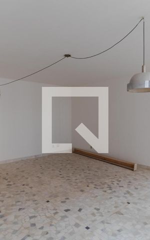 Apartamento à venda com 163m², 3 quartos e 2 vagas Apartamento à venda com 163m², 3 quartos e 2 vagasSalas