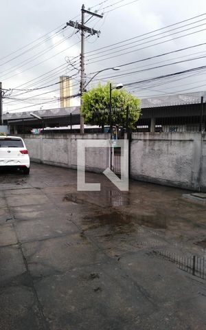 Apartamento à venda com 65m², 2 quartos e 1 vaga Apartamento à venda com 65m², 2 quartos e 1 vagaGaragem - Fundos