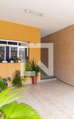 Casa à venda com 132m², 4 quartos e 2 vagasGaragem
