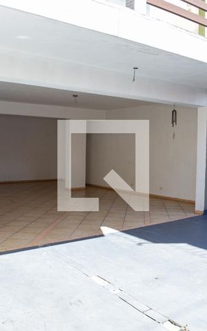 Casa à venda com 600m², 5 quartos e 4 vagasGaragem