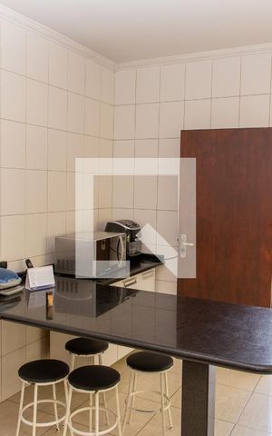 Casa à venda com 600m², 5 quartos e 4 vagasCozinha
