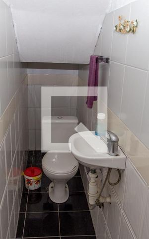 Casa à venda com 600m², 5 quartos e 4 vagasLavabo da Garagem