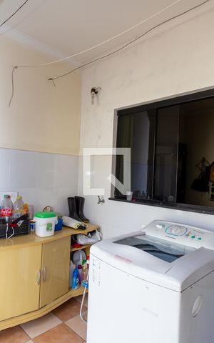 Casa à venda com 600m², 5 quartos e 4 vagasÁrea de Serviço