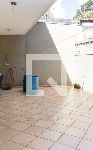 Casa à venda com 600m², 5 quartos e 4 vagasQuintal