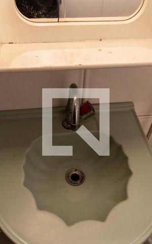 Casa à venda com 600m², 5 quartos e 4 vagasBanheiro Social
